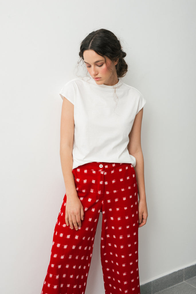 Ann shirt with handmade embroidery